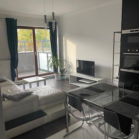 House4You Apartament Sakura Airport Chopin Βαρσοβία Εξωτερικό φωτογραφία